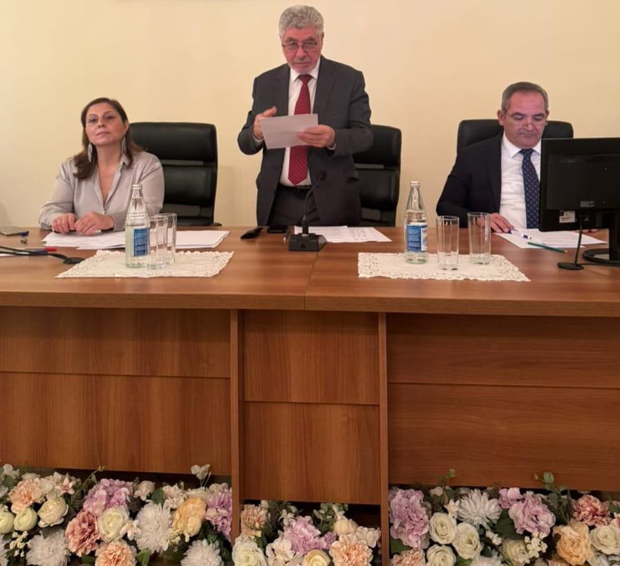 Humanitar Elmlər Bölməsinin Elmi şurasının iclası keçirilib