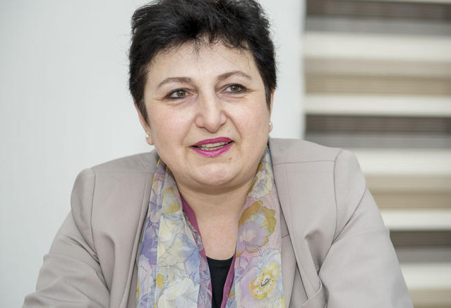 Mirzə Fətəli Axundzadənin ərəb qrafikalı əlifbanı dəyişmə cə...