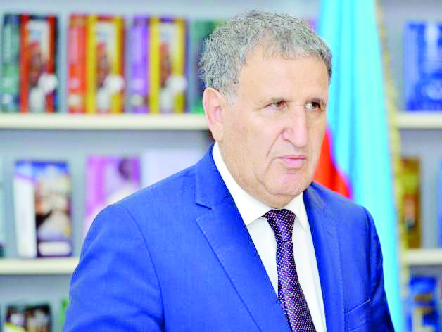 Bakı Türkoloji Qurultayının tarixi dərsləri və gələcəyə yönə...